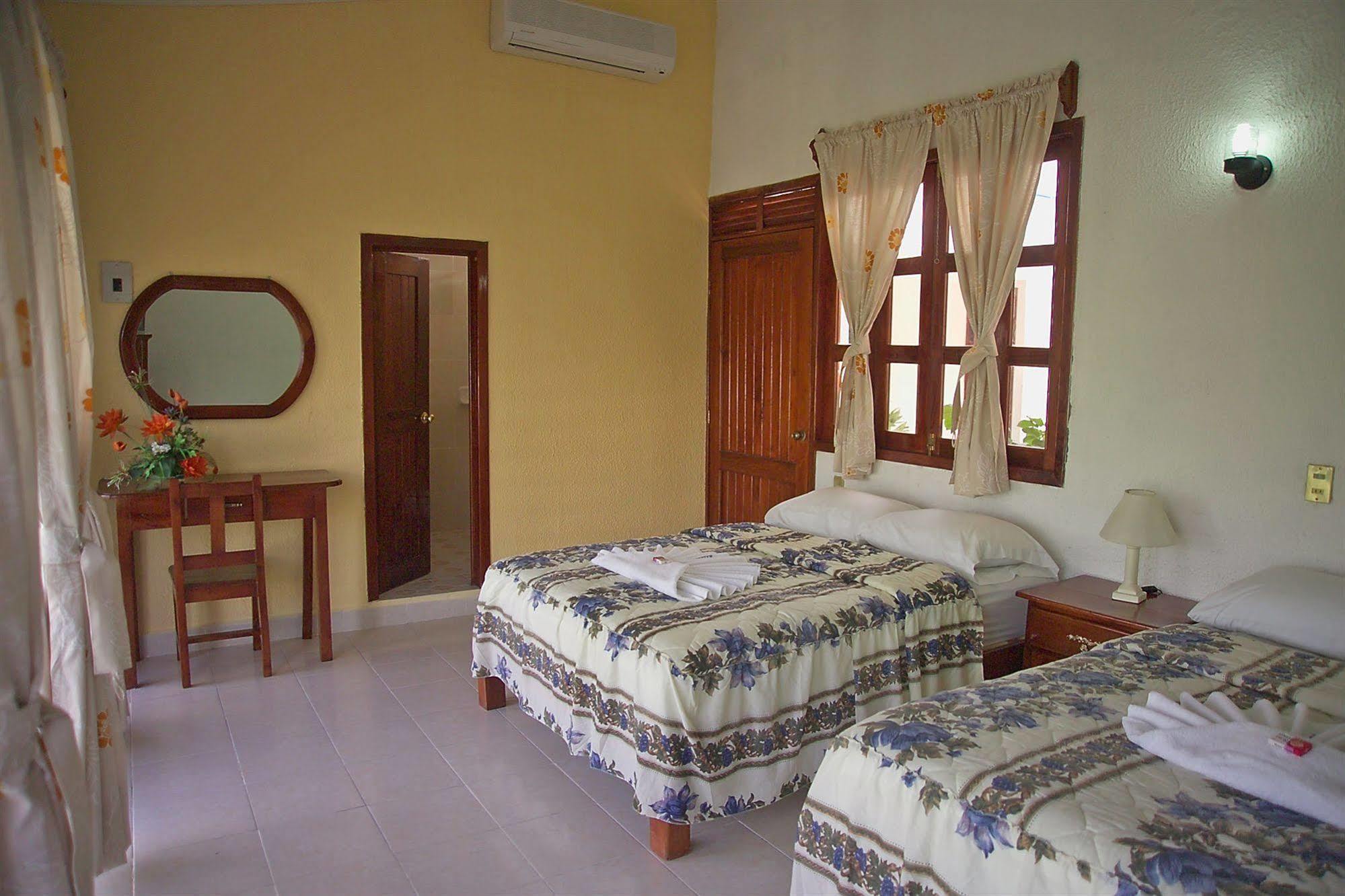 Hotel Mallorca Palenque Εξωτερικό φωτογραφία