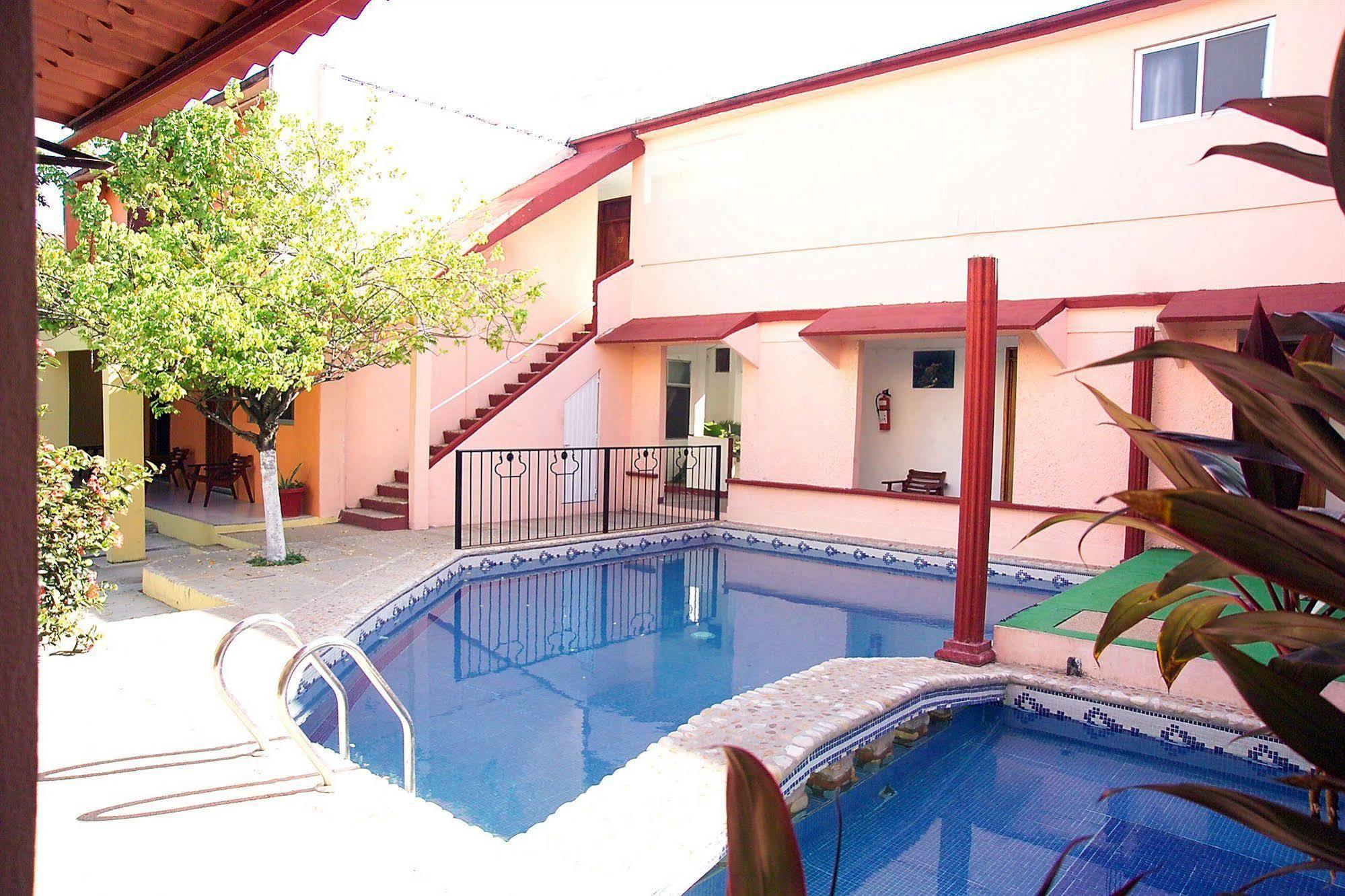 Hotel Mallorca Palenque Εξωτερικό φωτογραφία